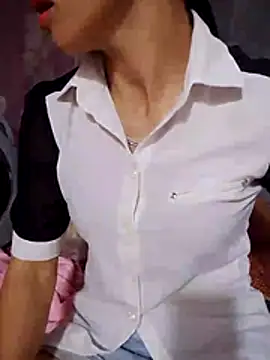 Snapshot of _Lyly_pussy_ chatting on April 9, 2026, 10:20 am Lyly pussy online show from April 9, 2026, 10:20 am