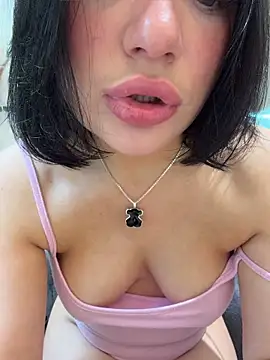 LucyHotty  online show from June 4, 2026, 7:58 am