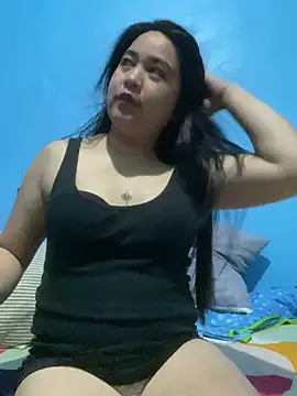 pinayhoney online show from June 12, 2026, 3:33 pm