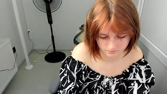 GoldenKiss online show from June 6, 2026, 6:51 am