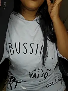 Tamilmoon006 online show from July 17, 2026, 5:25 am