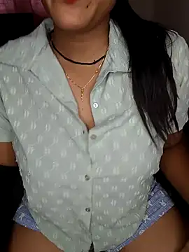 Tamilmoon006 online show from July 23, 2026, 4:43 am