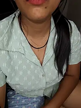 Tamilmoon006 online show from July 23, 2026, 4:49 pm