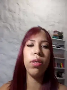 Snapshot of Samiragrey chatting on June 10, 2026, 6:40 pm Samiragrey online show from June 10, 2026, 6:40 pm