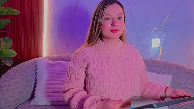 Snapshot of giigii_hadidd chatting on April 10, 2026, 12:16 am giigii hadidd online show from April 10, 2026, 12:16 am