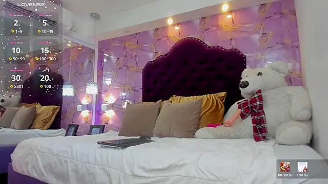 luna bloomm  online show from July 8, 2026, 4:50 am