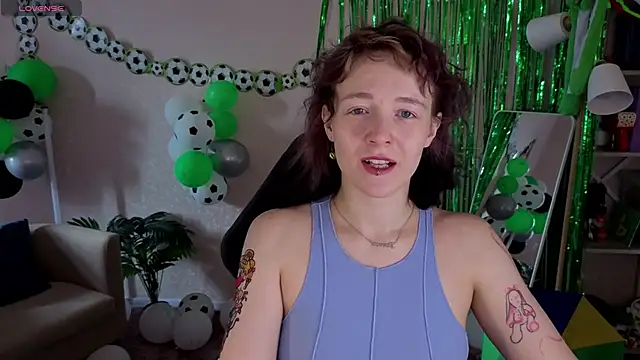 Ricki Bloom online show from June 15, 2026, 9:22 am