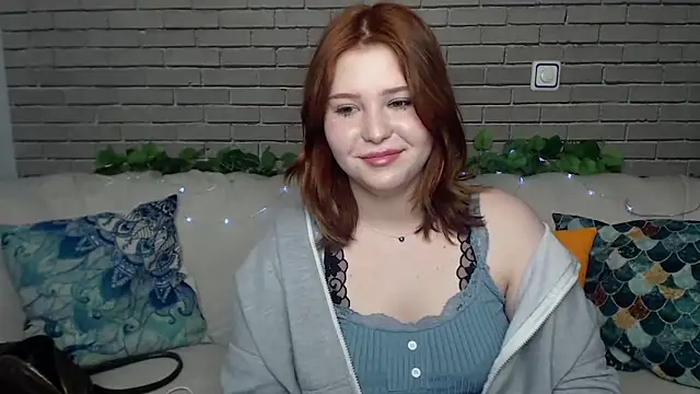 Snapshot of TeonaJ chatting on April 12, 2026, 1:27 pm TeonaJ online show from April 12, 2026, 1:27 pm