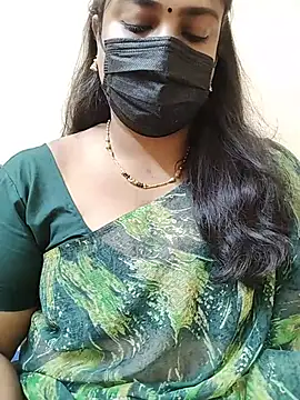 Stephaniee27 online show from May 29, 2026, 6:55 am