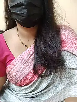 Stephaniee27 online show from June 12, 2026, 6:23 am