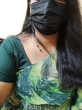 Stephaniee27 online show from June 24, 2026, 10:25 am