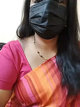 Stephaniee27 online show from June 25, 2026, 7:24 am