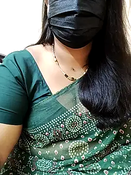 Stephaniee27 online show from July 11, 2026, 9:34 am