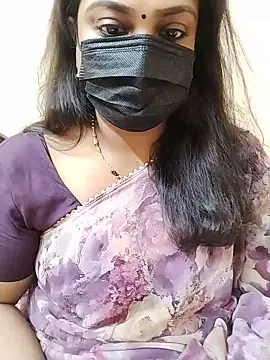 Stephaniee27 online show from July 21, 2026, 11:01 am