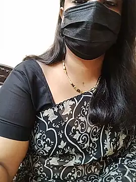 Stephaniee27 online show from July 24, 2026, 6:44 am