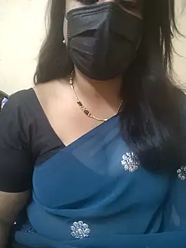 Stephaniee27 online show from July 31, 2026, 12:37 pm