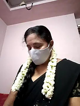 Tamilaunty35 online show from May 6, 2026, 5:07 pm