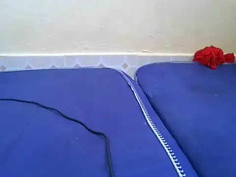 sweetbubbley online show from April 17, 2026, 9:45 am