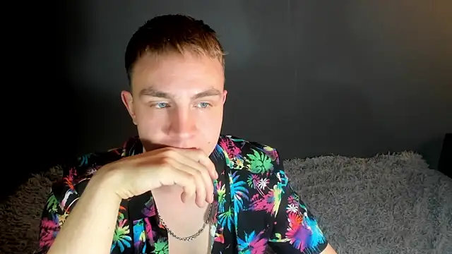 avrions online show from April 17, 2026, 11:46 am