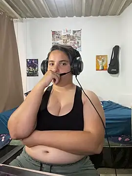 Snapshot of Gloria_88 chatting on April 11, 2026, 2:05 am Gloria 88 online show from April 11, 2026, 2:05 am