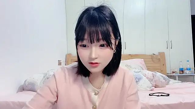 Kaixin-baobao online show from April 12, 2026, 12:10 pm