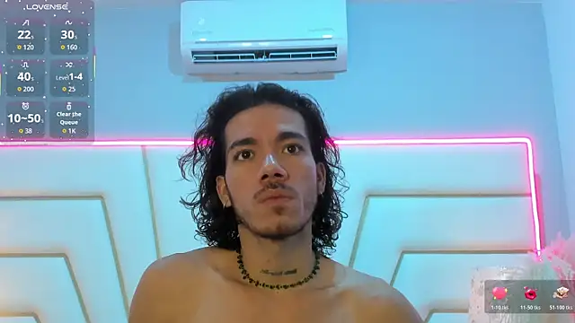 Snapshot of AngeloRoush chatting on April 15, 2026, 5:58 am AngeloRoush online show from April 15, 2026, 5:58 am