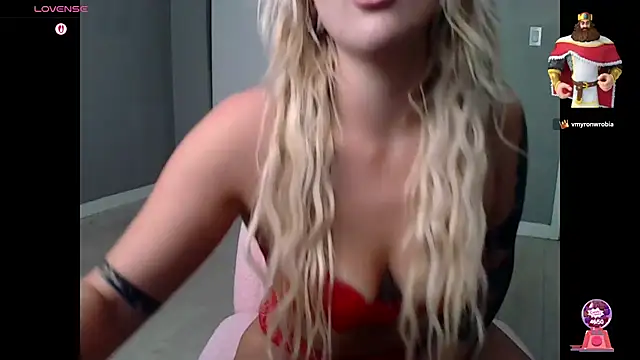 Snapshot of BettyBadNews chatting on June 12, 2026, 4:39 pm BettyBadNews online show from June 12, 2026, 4:39 pm