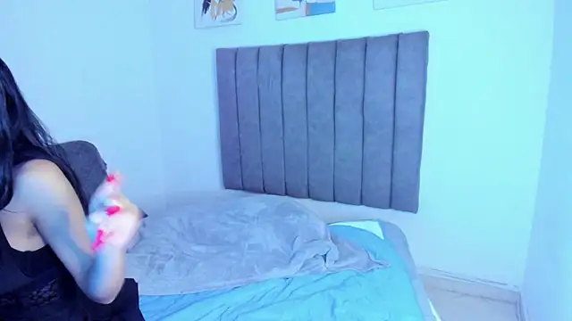 britanny jones1 online show from April 12, 2026, 10:31 am