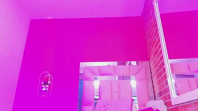 Malu hot69  online show from April 15, 2026, 12:56 pm