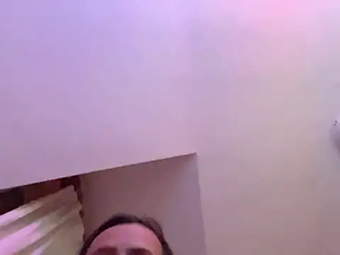 pollinnbn online show from April 13, 2026, 7:52 pm