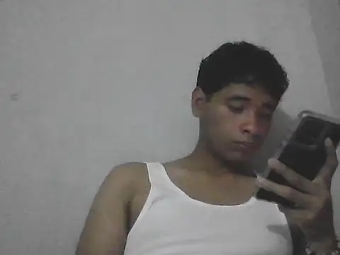 mauri zzz online show from April 12, 2026, 3:44 am