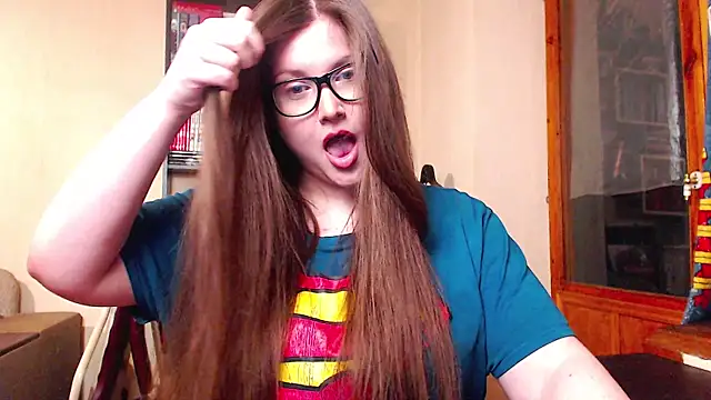  Allexandra  online show from April 19, 2026, 5:45 pm