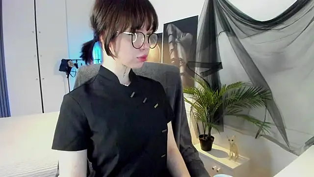 RisoSweet online show from June 2, 2026, 8:44 pm