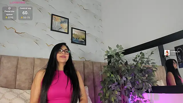 Candicewayne online show from July 6, 2026, 12:02 pm
