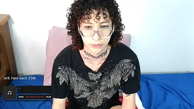 YourGothFemboy online show from July 21, 2026, 9:28 pm