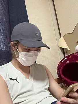 tokage00727 online show from April 13, 2026, 11:10 pm