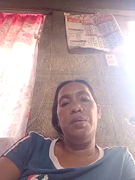 Snapshot of morenabb69 chatting on April 15, 2026, 6:42 am morenabb69 online show from April 15, 2026, 6:42 am