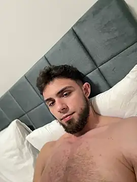 Tallboy  online show from April 14, 2026, 7:31 pm