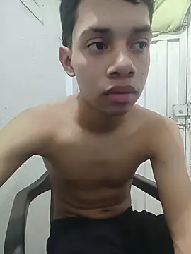 Snapshot of curious_straight_guy chatting on July 9, 2026, 2:15 am curious straight guy online show from July 9, 2026, 2:15 am