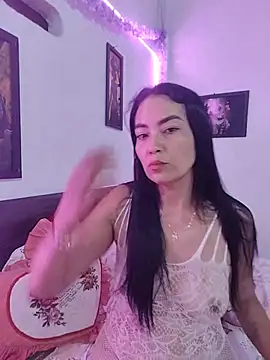 LuluDream online show from June 4, 2026, 4:29 am