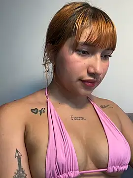 Snapshot of Isabella_copper chatting on April 13, 2026, 8:03 pm Isabella copper online show from April 13, 2026, 8:03 pm