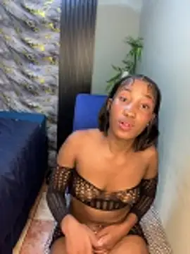 Petite BUNNYWORXXX online show from April 15, 2026, 7:58 pm