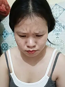 Snapshot of Seraphinahh chatting on July 7, 2026, 4:00 pm Seraphinahh online show from July 7, 2026, 4:00 pm