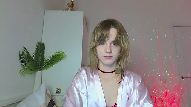 Tessa Shy  online show from July 28, 2026, 8:52 pm