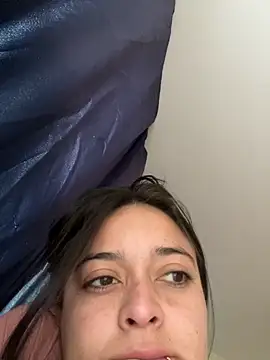 Selene  Ferrer online show from July 17, 2026, 2:02 pm