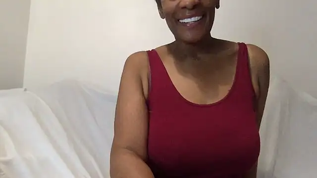 ThatNanNextDoor online show from April 16, 2026, 9:39 pm