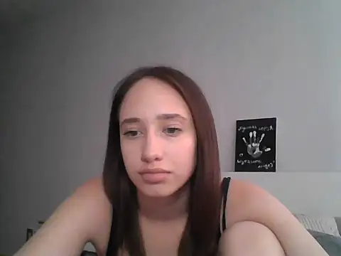 Snapshot of DarkMirel chatting on June 4, 2026, 1:50 pm DarkMirel online show from June 4, 2026, 1:50 pm