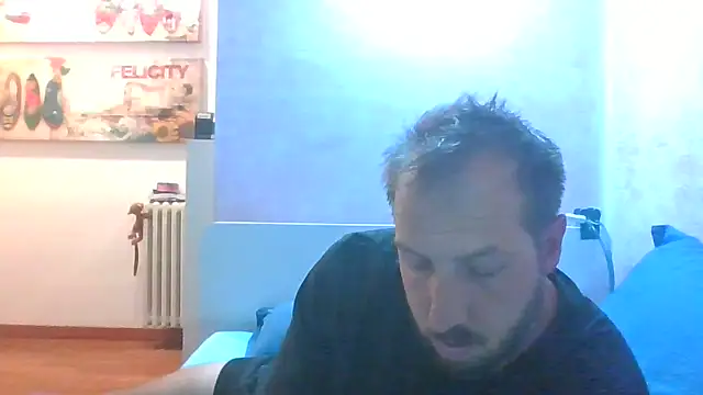 stefanotoma91 online show from April 14, 2026, 2:01 pm