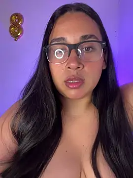 Snapshot of Cotton_angel chatting on June 11, 2026, 4:10 am Cotton angel online show from June 11, 2026, 4:10 am