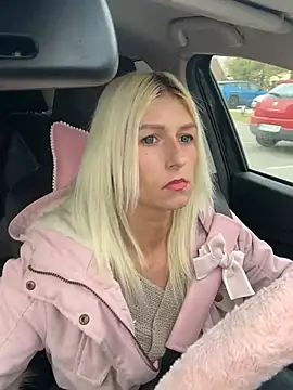 Snapshot of barbiplaymate chatting on March 10, 2025, 8:59 am barbiplaymate online show from March 10, 2025, 8:59 am